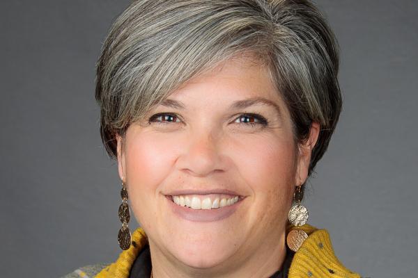 Dr. Kelly Pennell